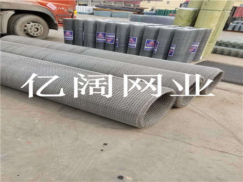 德令哈密目不銹鋼網廠家性能優勢